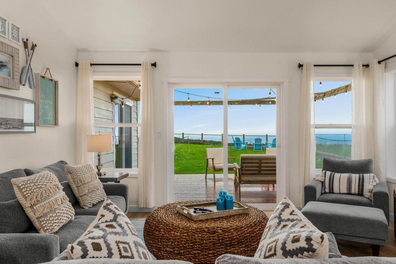 @ Marbella Lane - Wave House, Your Oceanfront Retreat! Oak Harbor Exterior photo